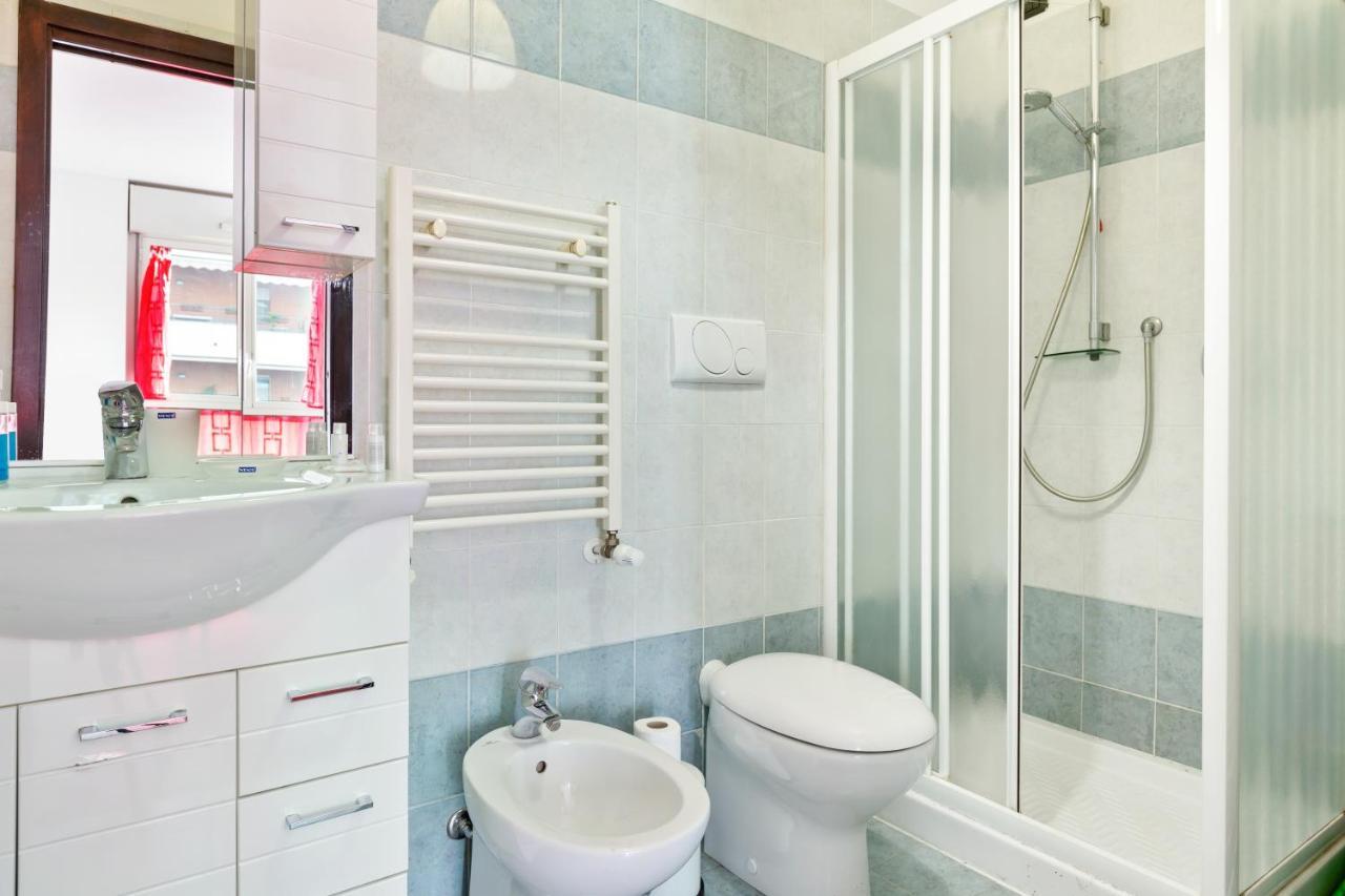 Milano-Rubattino Budget Apartment Екстер'єр фото